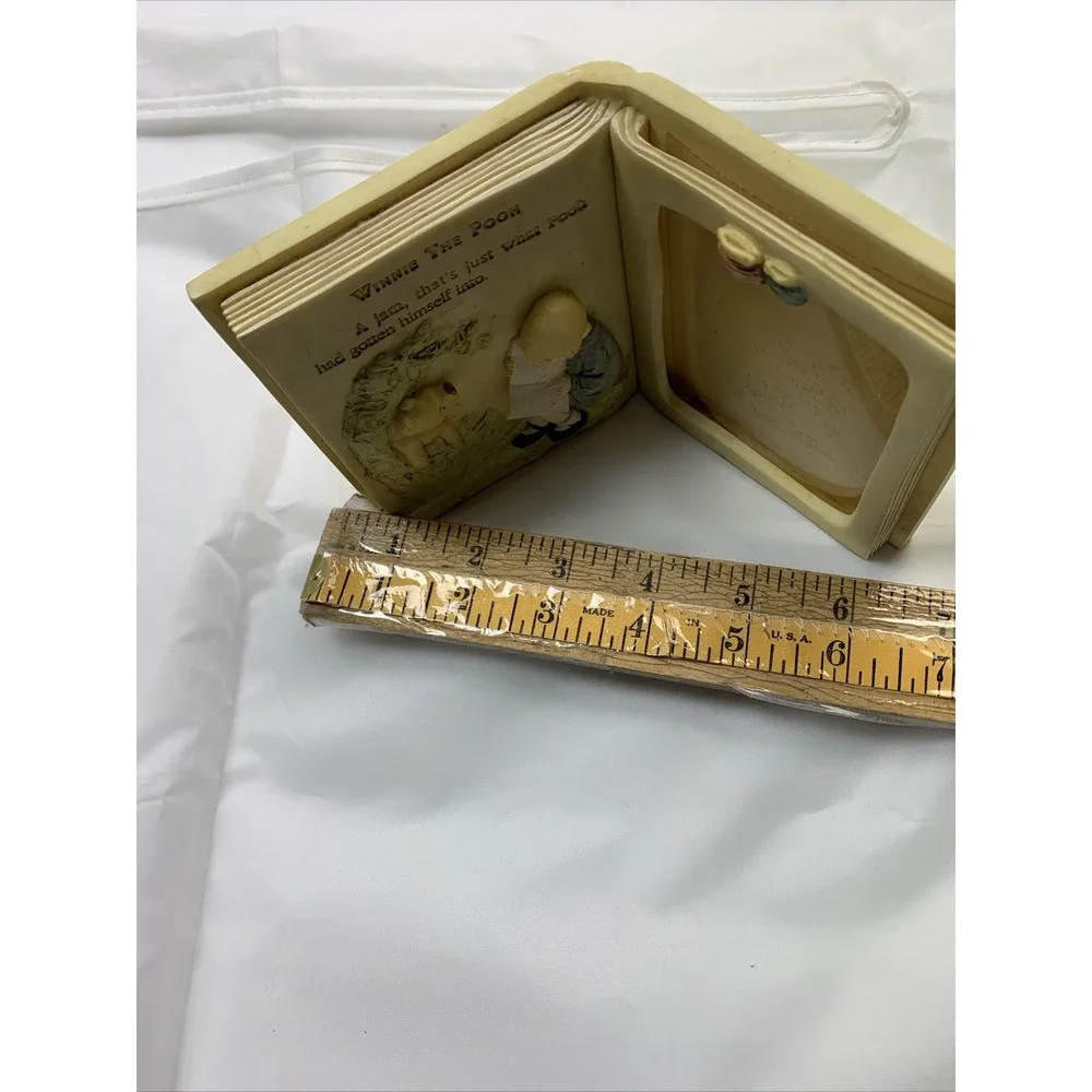 Classic Winnie the Pooh & Christopher Robin Book Picture Frame Charpente DISNEY